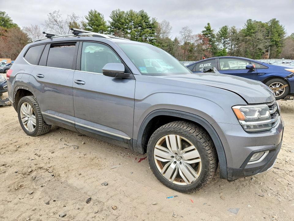 49567866 :رقم المزاد ، 1V2MR2CA0KC609838 vin ، 2019 Volkswagen Atlas مزاد بيع