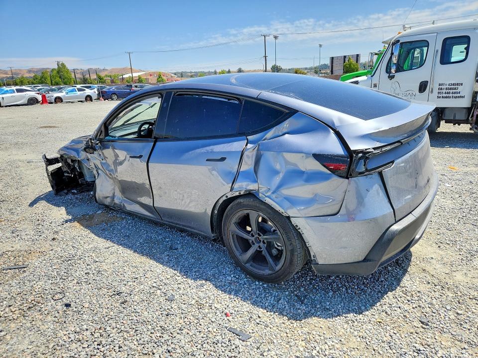 Продаж на аукціоні авто 2026 Tesla Model Y, vin: 7SAYGDED3TF375908, номер лоту: 51662786
