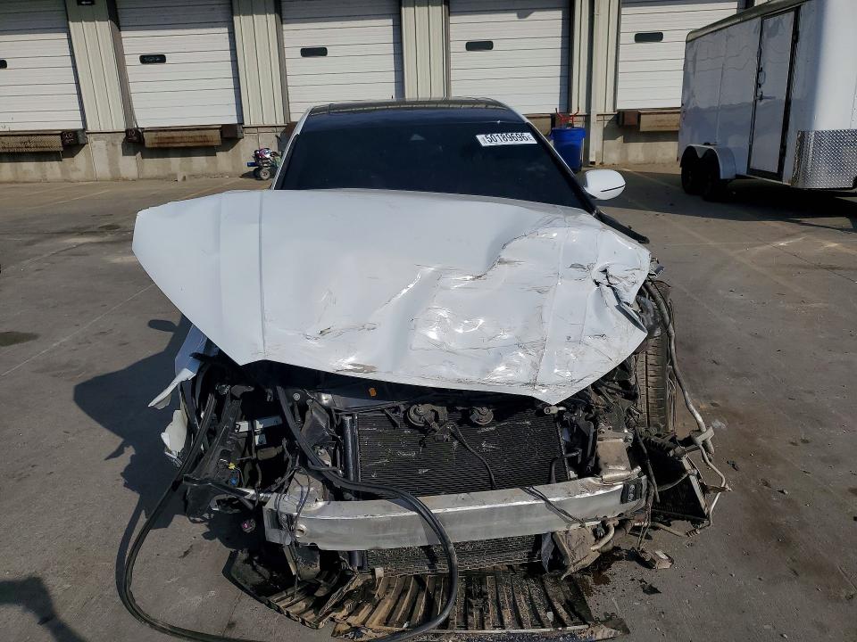 2017 Audi A8 მანქანა იყიდება აუქციონზე, vin: WAU44AFD6HN017127, აუქციონის ნომერი: 50189696
