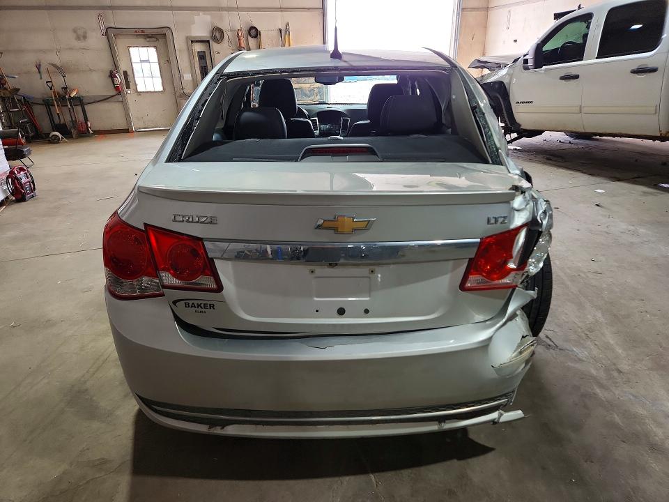 51854256 :رقم المزاد ، 1G1PG5SB3E7329921 vin ، 2014 Chevrolet Cruze مزاد بيع