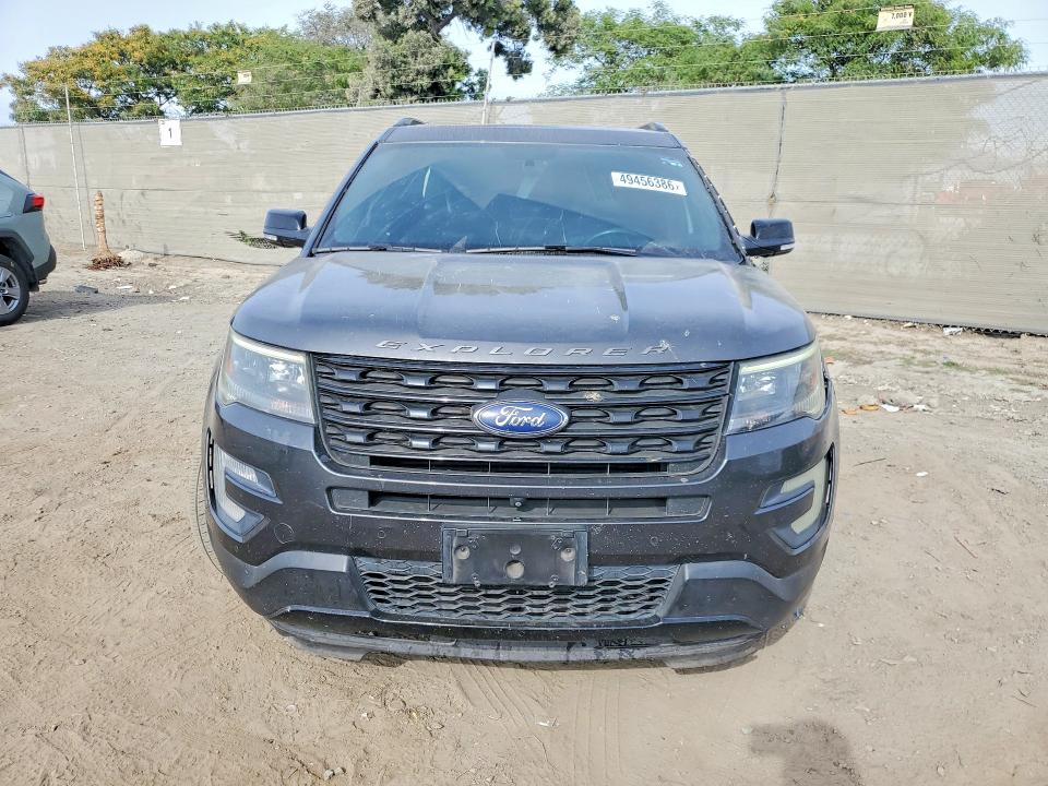 49456386 :رقم المزاد ، 1FM5K8GT9HGD55410 vin ، 2017 Ford Explorer مزاد بيع