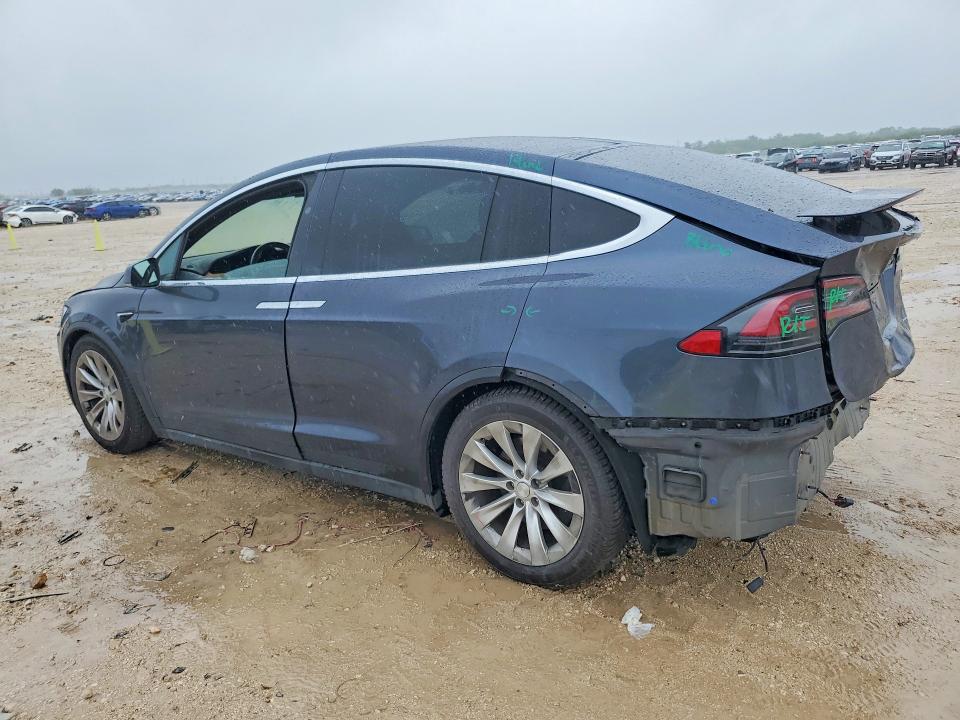 Продажа на аукционе авто 2020 Tesla Model X, vin: 5YJXCBE23LF228690, номер лота: 49103146