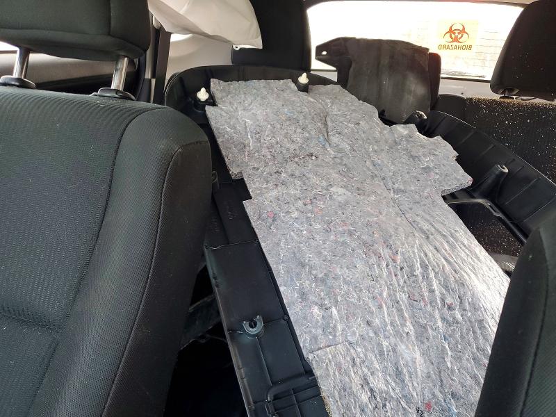 47478876 :رقم المزاد ، 2T3ZFREV2JW469621 vin ، 2018 Toyota Rav4 مزاد بيع