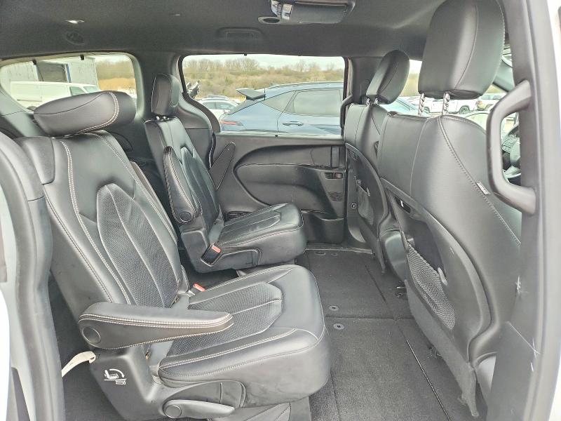 Продаж на аукціоні авто 2018 Chrysler Pacifica, vin: 2C4RC1BG5JR227898, номер лоту: 48315656