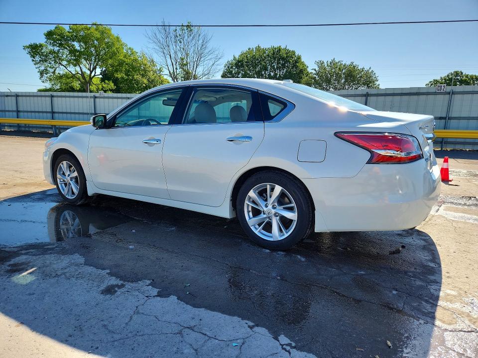 Продажа на аукционе авто 2015 Nissan Altima, vin: 1N4AL3AP3FC568345, номер лота: 51807556