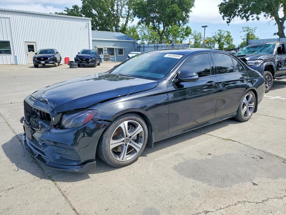 50359806 :رقم المزاد ، WDDZF4JB6KA529730 vin ، 2019 Mercedes-benz E مزاد بيع
