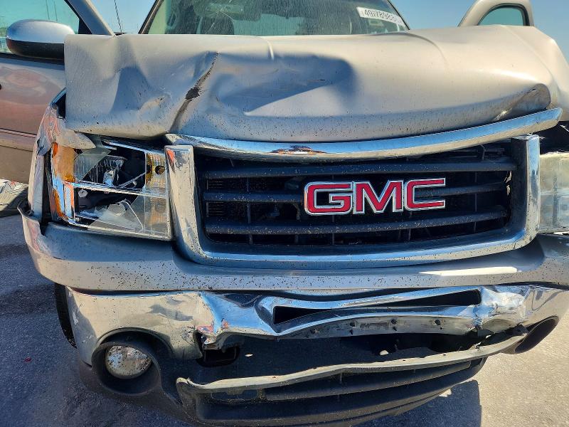 49789886 :رقم المزاد ، 3GTEC23009G251520 vin ، 2009 Gmc Sierra مزاد بيع