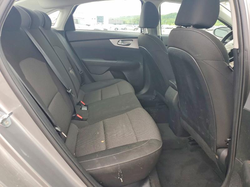2022 Kia Forte მანქანა იყიდება აუქციონზე, vin: 3KPF24ADXNE482505, აუქციონის ნომერი: 50480576