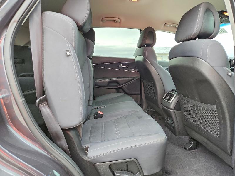 51404616 :رقم المزاد ، 5XYPG4A55GG103382 vin ، 2016 Kia Sorento مزاد بيع