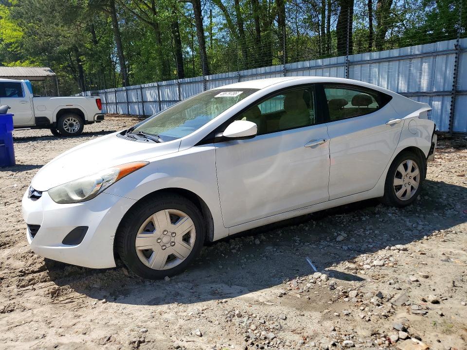 48679786 :رقم المزاد ، 5NPDH4AEXBH027255 vin ، 2011 Hyundai Elantra مزاد بيع