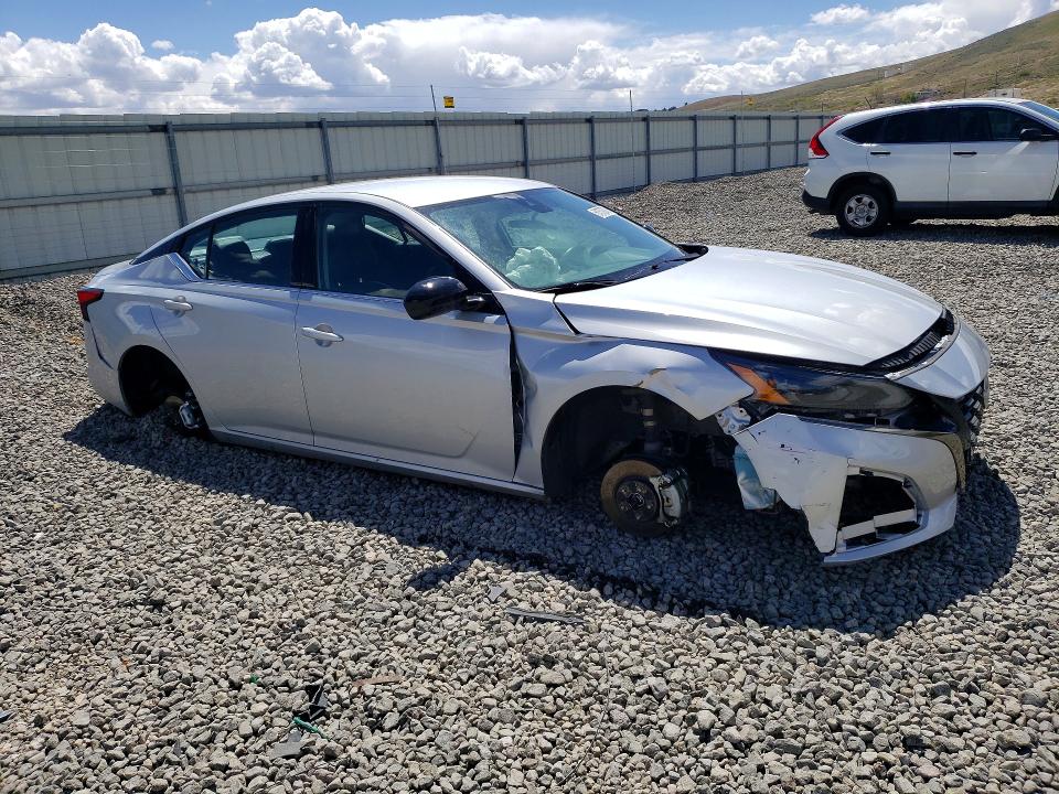 51379366 :رقم المزاد ، 1N4BL4CW3RN422180 vin ، 2024 Nissan Altima مزاد بيع