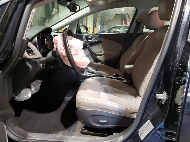 48686016 :رقم المزاد ، 1G4PP5SK8F4211241 vin ، 2015 Buick Verano مزاد بيع
