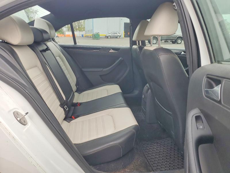 49842516 :رقم المزاد ، 3VWD17AJXFM346512 vin ، 2015 Volkswagen Jetta مزاد بيع