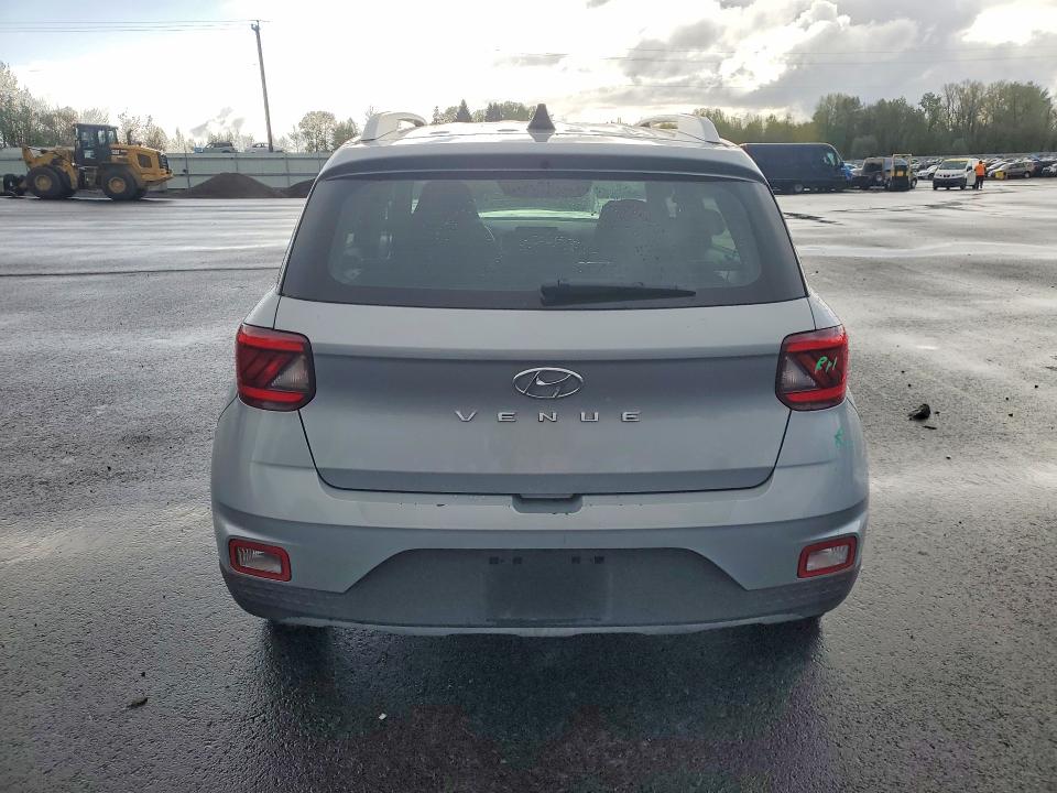 2020 Hyundai Venue მანქანა იყიდება აუქციონზე, vin: KMHRC8A36LU018114, აუქციონის ნომერი: 49978296