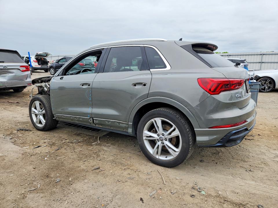 50512236 :رقم المزاد ، WA1DECF32L1113592 vin ، 2020 Audi Q3 مزاد بيع