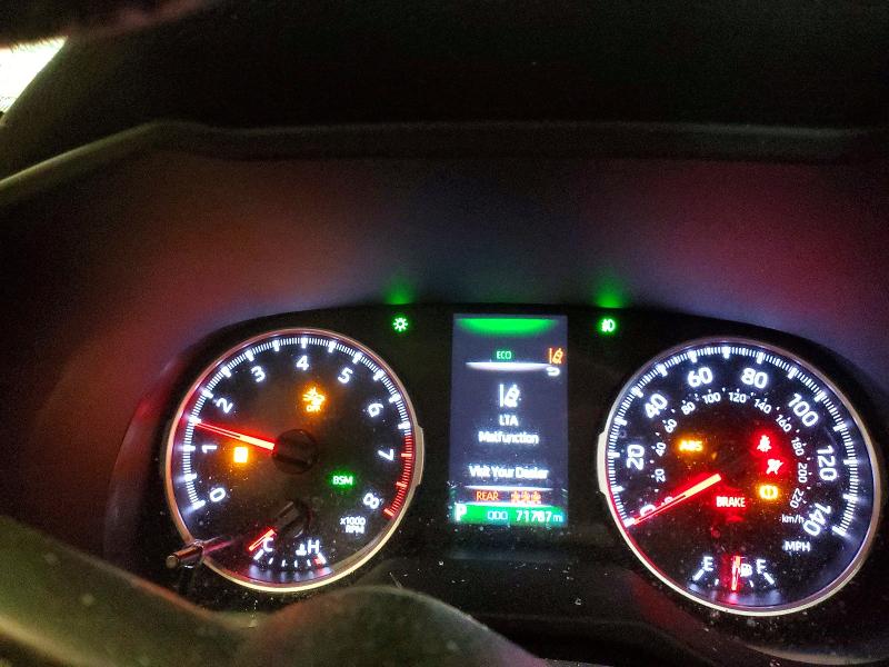 50366586 :رقم المزاد ، 2T3A1RFV9NC295130 vin ، 2022 Toyota Rav4 Automatic 4wd مزاد بيع