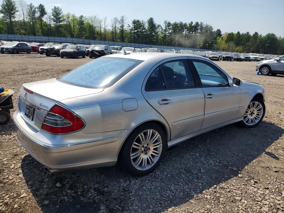 51247216 :رقم المزاد ، WDBUF87X67X218929 vin ، 2007 Mercedes-benz E مزاد بيع
