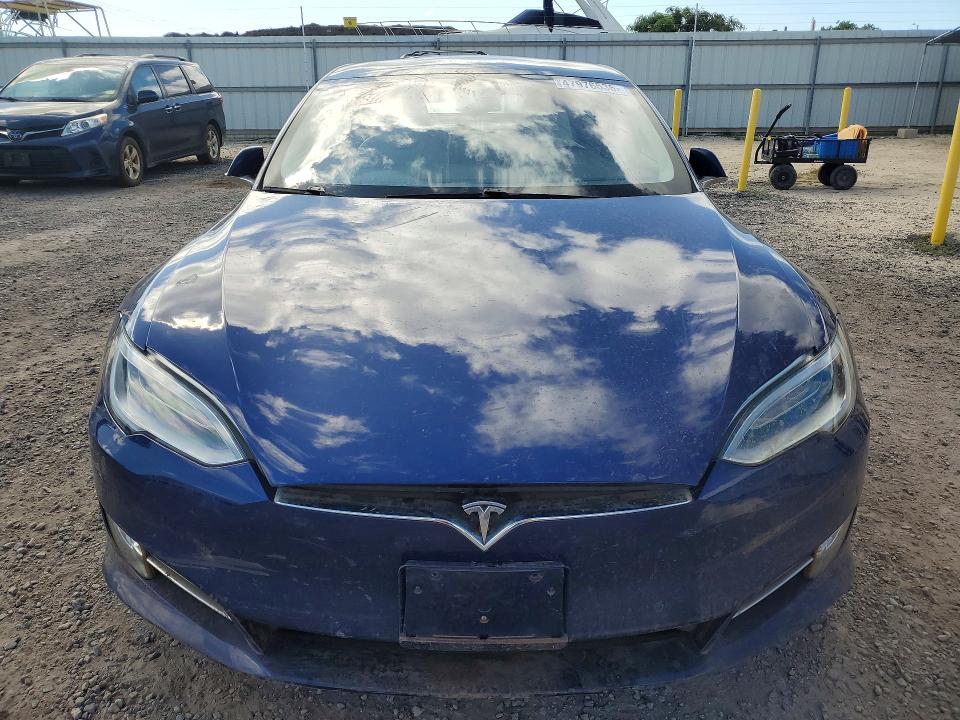 2018 Tesla Model S მანქანა იყიდება აუქციონზე, vin: 5YJSA1E29JF285709, აუქციონის ნომერი: 47976536