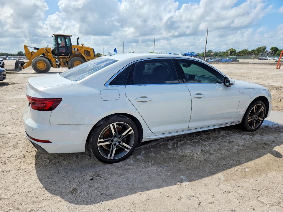 2018 Audi A4 მანქანა იყიდება აუქციონზე, vin: WAULMAF44JN009769, აუქციონის ნომერი: 51115496