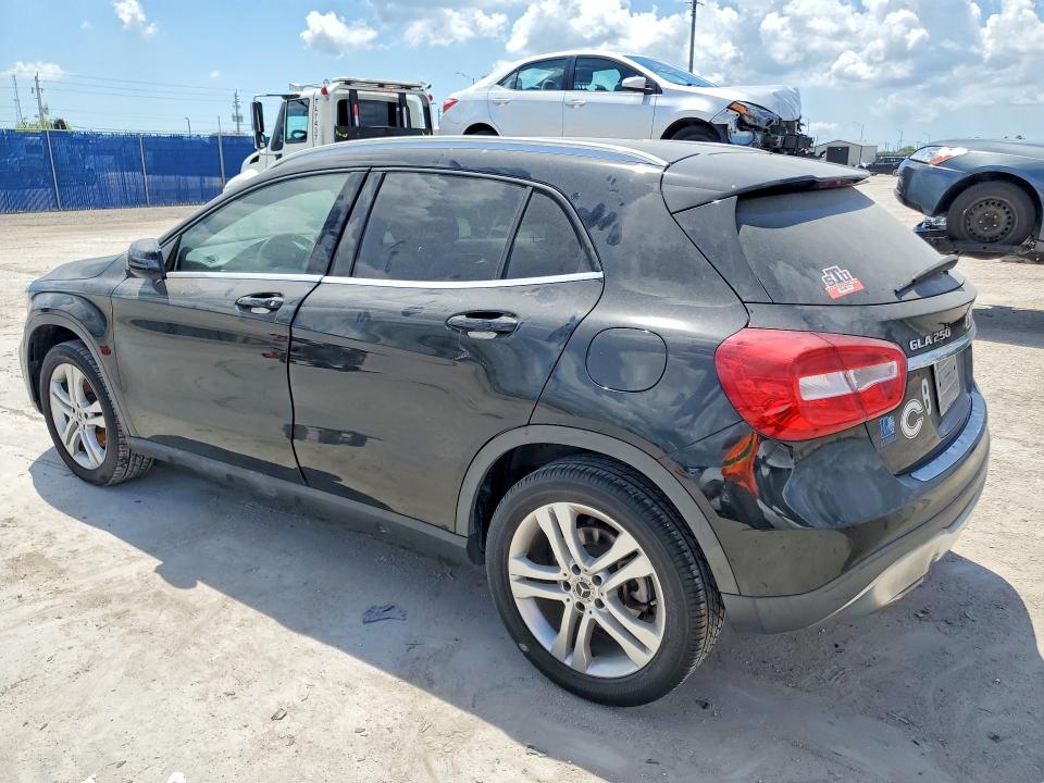 47608466 :رقم المزاد ، WDCTG4EB0KU014481 vin ، 2019 Mercedes-benz Gla مزاد بيع