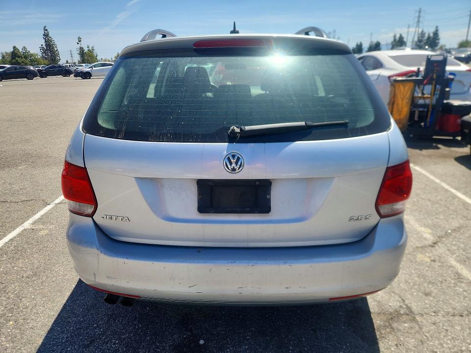 50978596 :رقم المزاد ، 3VWPP7AJ5EM601934 vin ، 2014 Volkswagen Jetta مزاد بيع