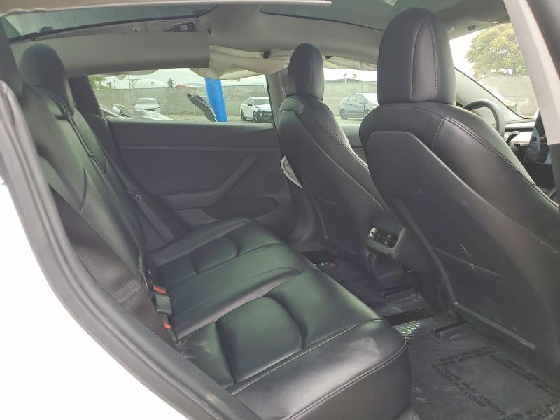 Продажа на аукционе авто 2021 Tesla Model 3, vin: 5YJ3E1EAXMF067685, номер лота: 51857776