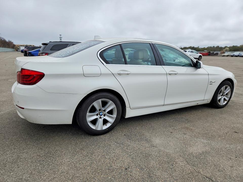 Продаж на аукціоні авто 2012 Bmw 528, vin: WBAXH5C52CDW06907, номер лоту: 51668206