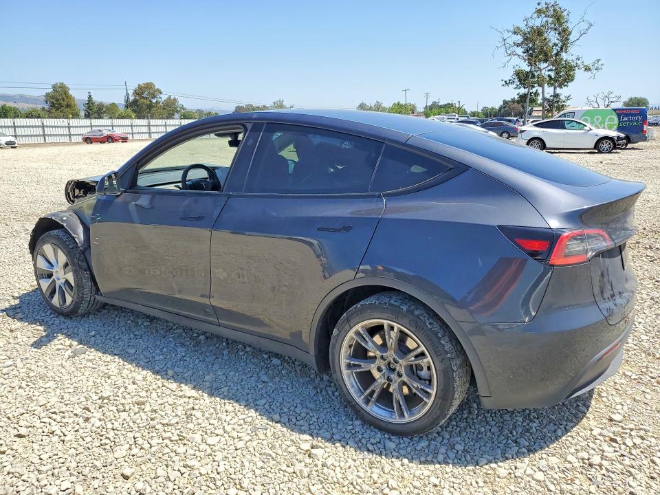 2024 Tesla Model Y მანქანა იყიდება აუქციონზე, vin: 7SAYGAEE3RF993584, აუქციონის ნომერი: 51889086