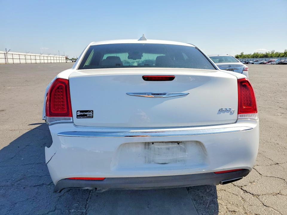 50860976 :رقم المزاد ، 2C3CCAEG0HH662382 vin ، 2017 Chrysler 300c مزاد بيع