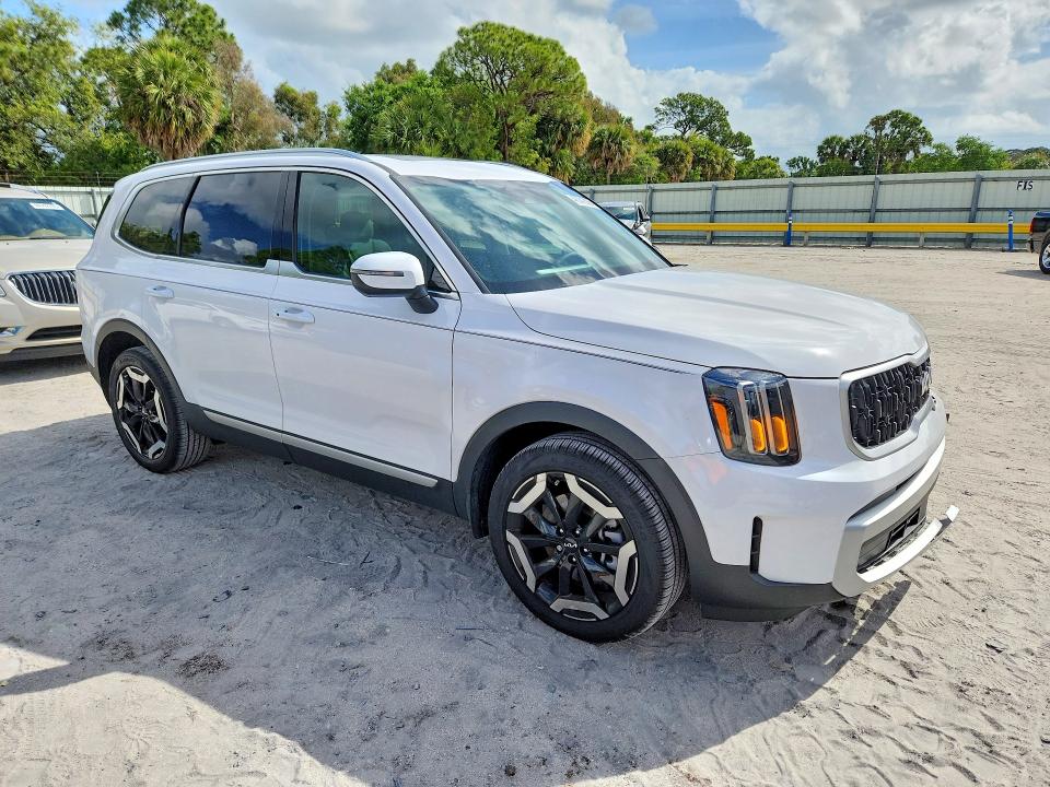 48041336 :رقم المزاد ، 5XYP34GCXSG619392 vin ، 2025 Kia Telluride مزاد بيع
