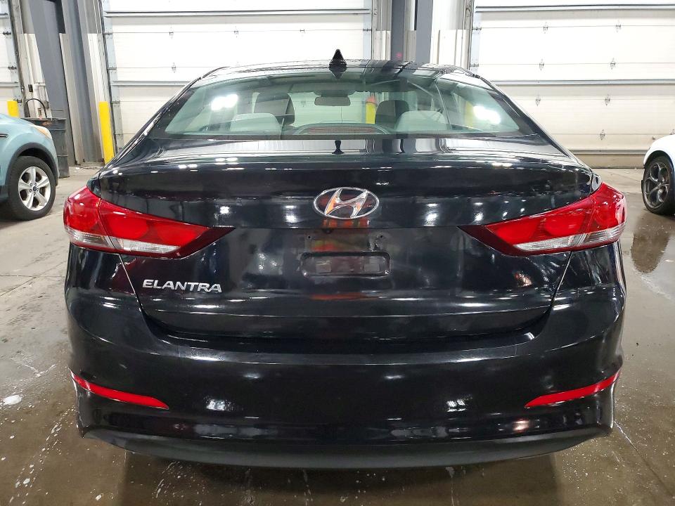 2017 Hyundai Elantra მანქანა იყიდება აუქციონზე, vin: 5NPD84LF3HH042341, აუქციონის ნომერი: 51642936