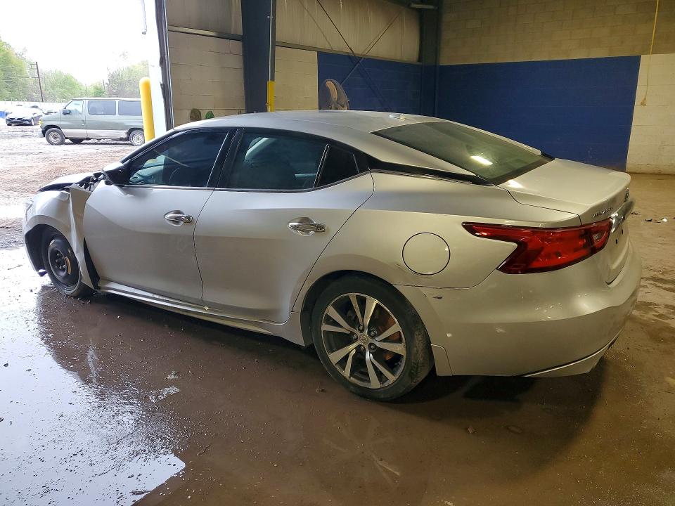 51148316 :رقم المزاد ، 1N4AA6AP5HC422037 vin ، 2017 Nissan Maxima مزاد بيع
