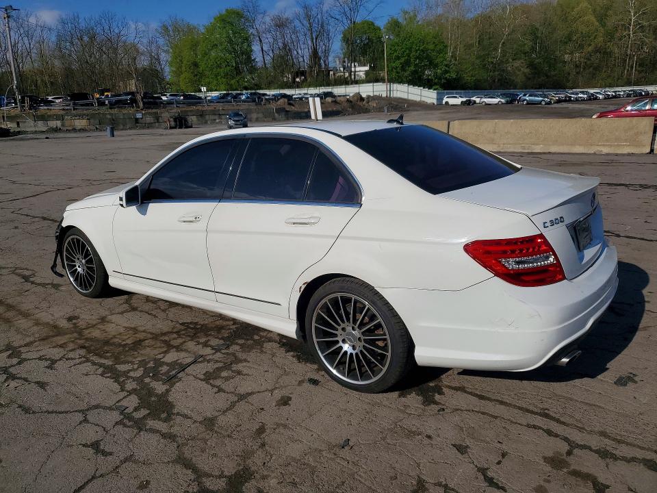 Продажа на аукционе авто 2013 Mercedes-benz C, vin: WDDGF8AB5DR243239, номер лота: 50498556