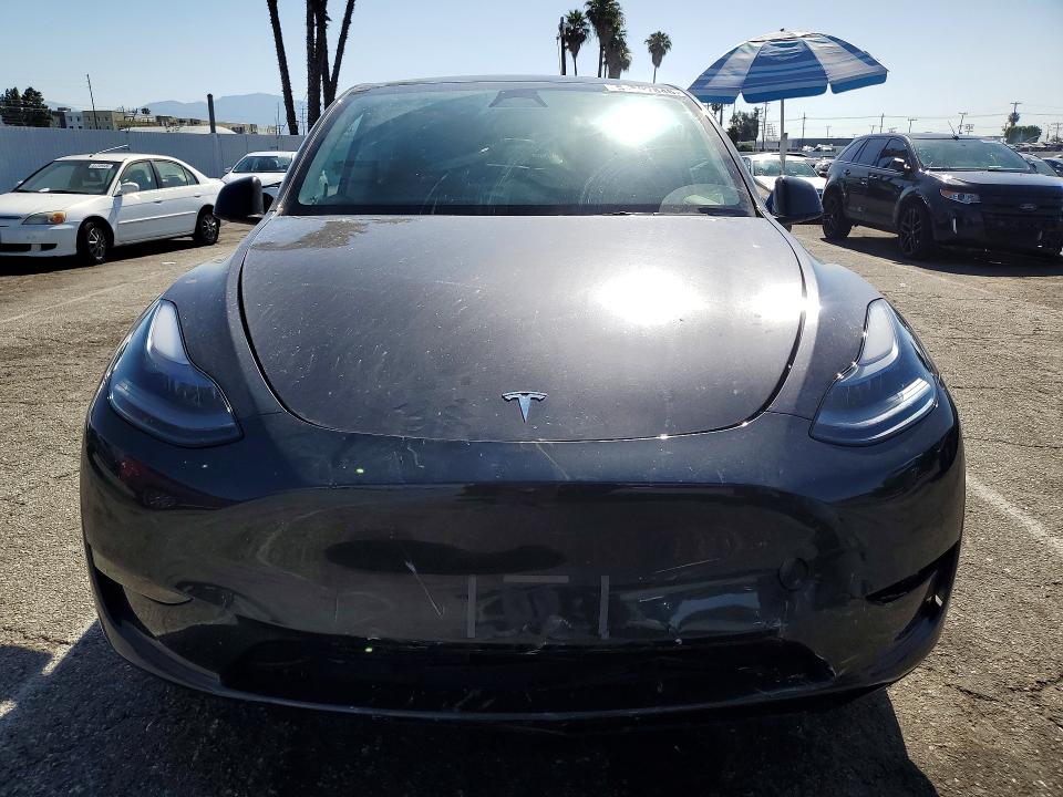 Продажа на аукционе авто 2024 Tesla Model Y, vin: 7SAYGAEE1RF115572, номер лота: 51897846