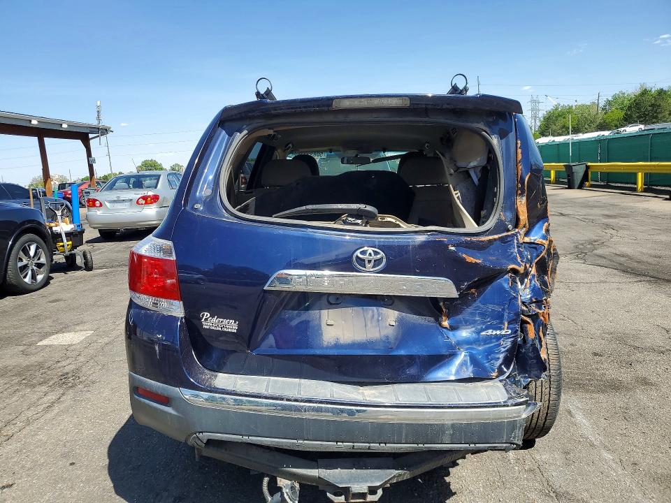 2011 Toyota Highlander მანქანა იყიდება აუქციონზე, vin: 5TDBK3EH2BS068500, აუქციონის ნომერი: 50832276