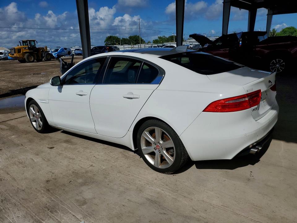 2017 Jaguar Xe მანქანა იყიდება აუქციონზე, vin: SAJAK4BN3HA953940, აუქციონის ნომერი: 49386106