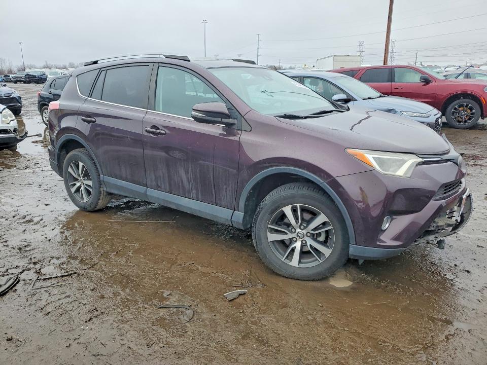 48343166 :رقم المزاد ، 2T3WFREV8JW492954 vin ، 2018 Toyota Rav4 مزاد بيع
