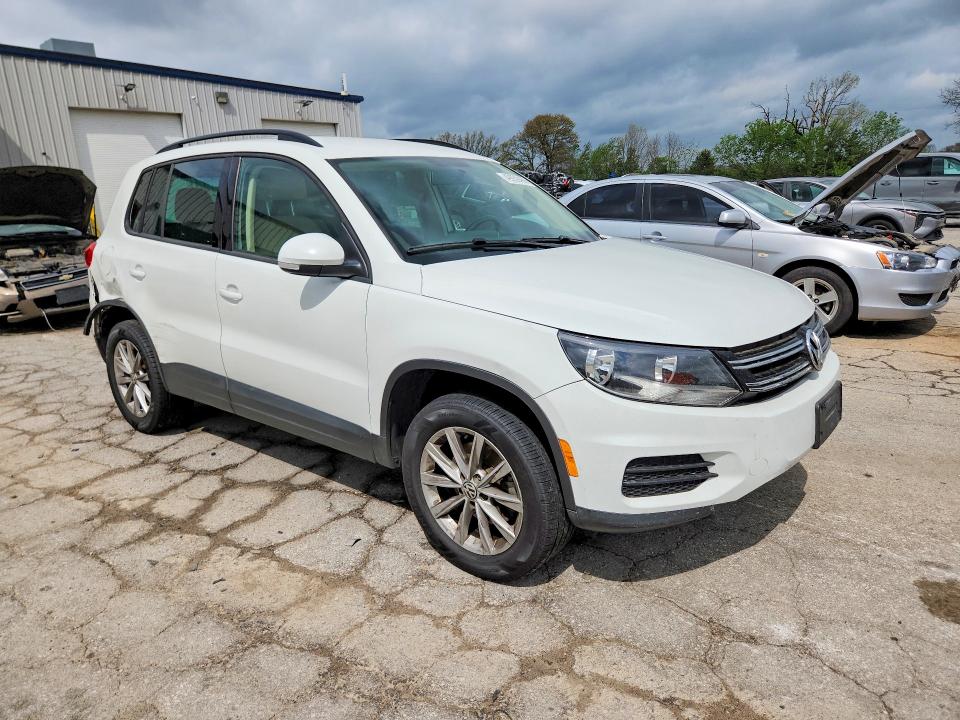 2015 Volkswagen Tiguan მანქანა იყიდება აუქციონზე, vin: WVGBV7AX6FW578927, აუქციონის ნომერი: 49939466