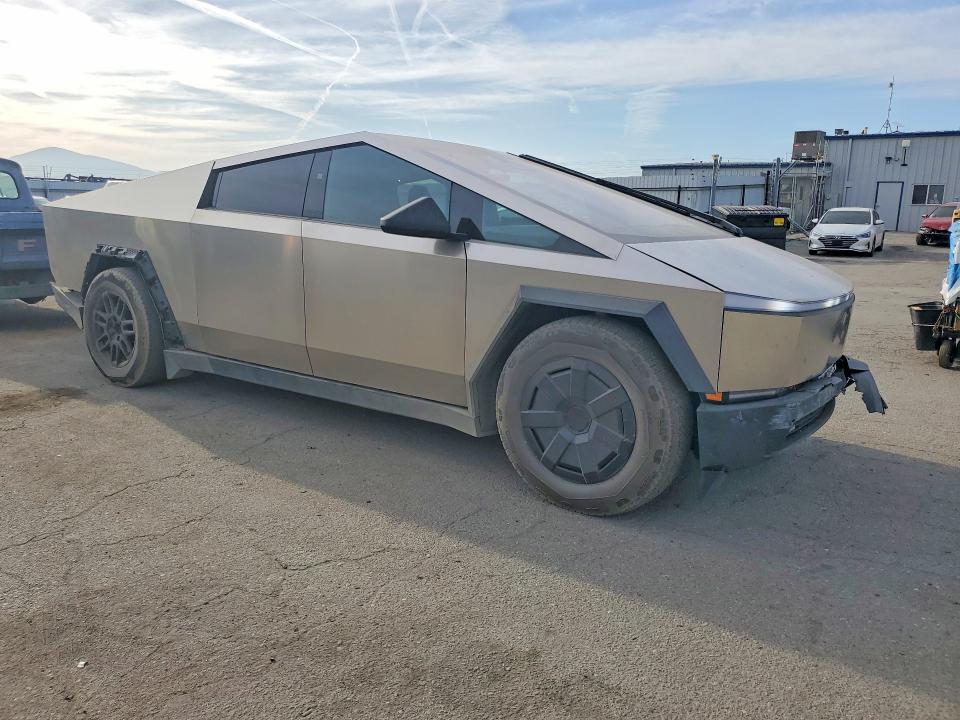 2024 Tesla Cybertruck მანქანა იყიდება აუქციონზე, vin: 7G2CEHED5RA034355, აუქციონის ნომერი: 48831756