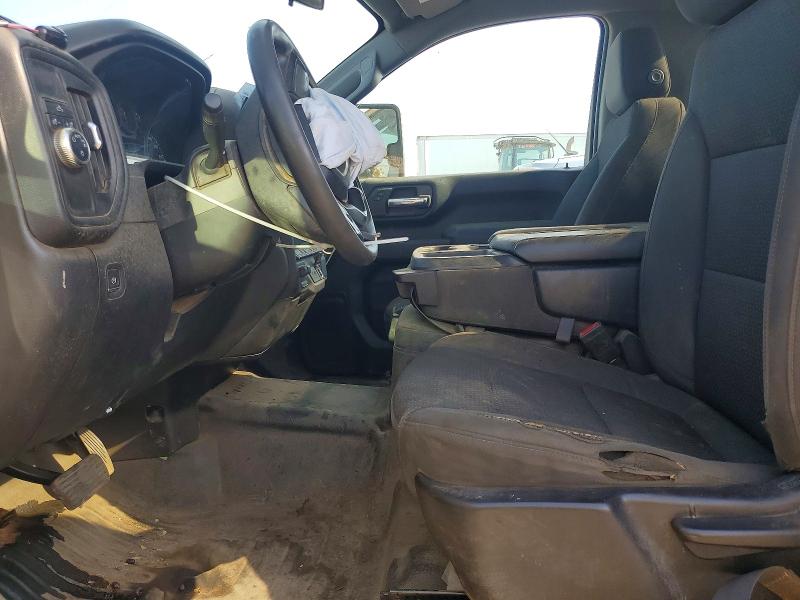 51655016 :رقم المزاد ، 1GD38PEY5NF344016 vin ، 2022 Gmc Sierra مزاد بيع