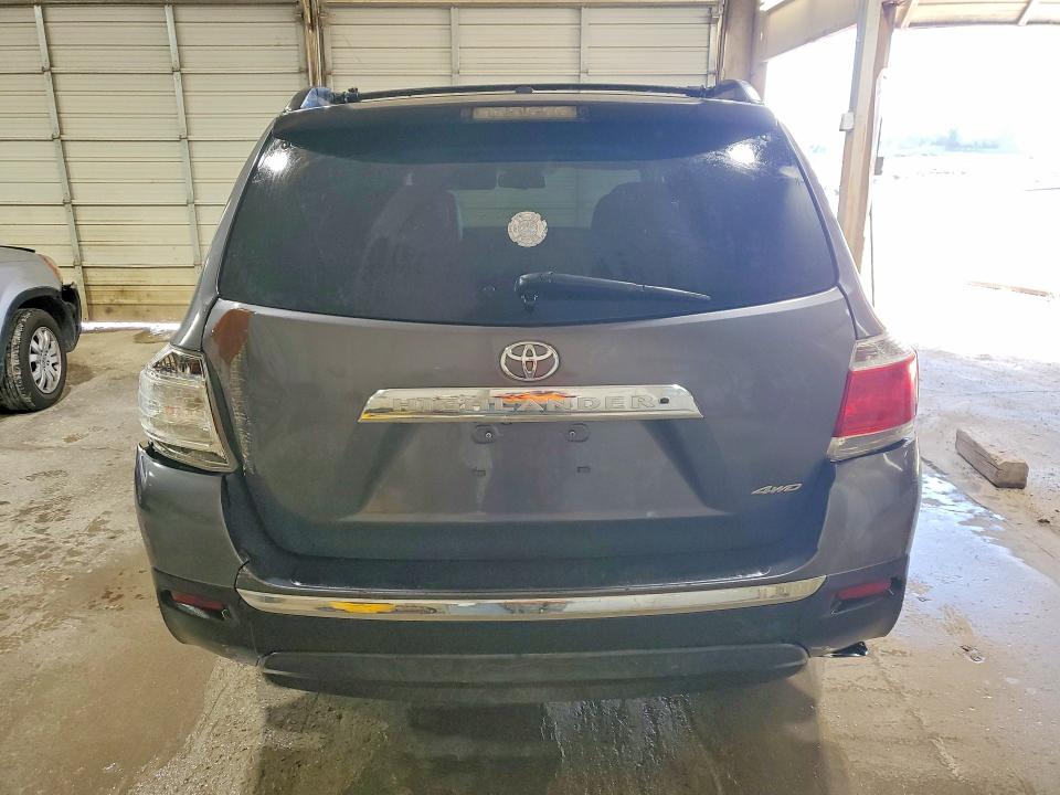 50694706 :رقم المزاد ، 5TDBK3EH7BS053894 vin ، 2011 Toyota Highlander مزاد بيع
