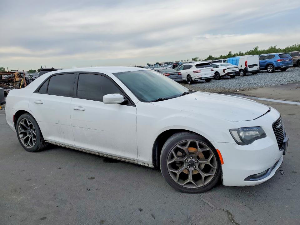 Продажа на аукционе авто 2016 Chrysler 300, vin: 2C3CCABG5GH233807, номер лота: 50684716