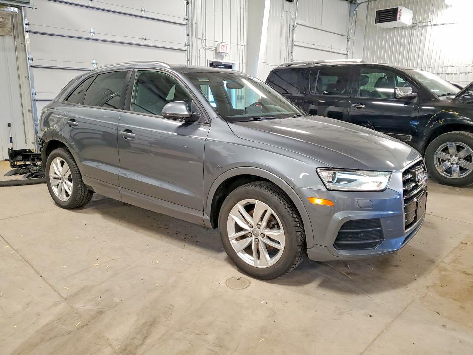 Продажа на аукционе авто 2017 Audi Q3, vin: WA1ECCFS2HR010473, номер лота: 50472746