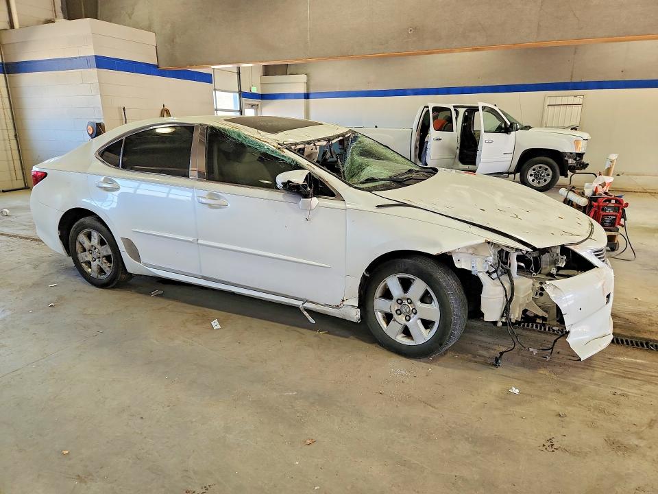 Продажа на аукционе авто 2013 Lexus Es 350, vin: JTHBK1GG2D2030122, номер лота: 49013276