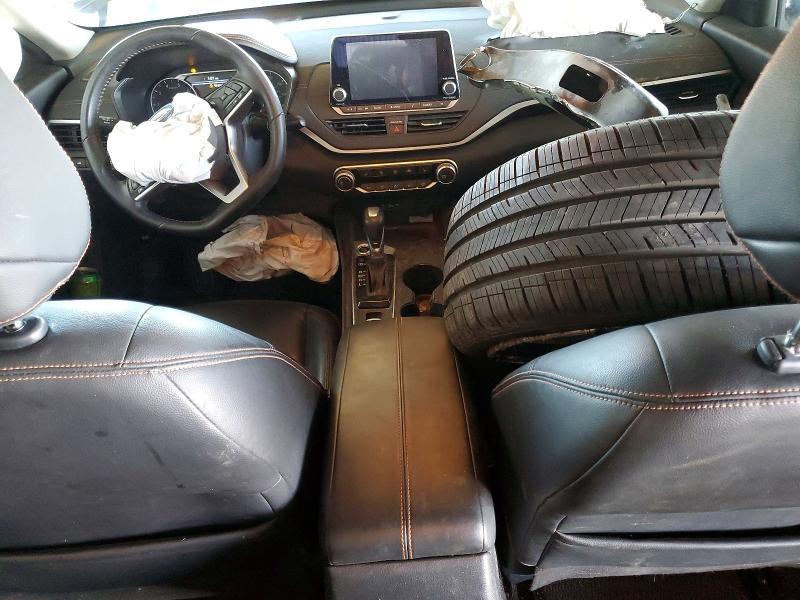 50695676 :رقم المزاد ، 1N4BL4CWXMN333943 vin ، 2021 Nissan Altima مزاد بيع