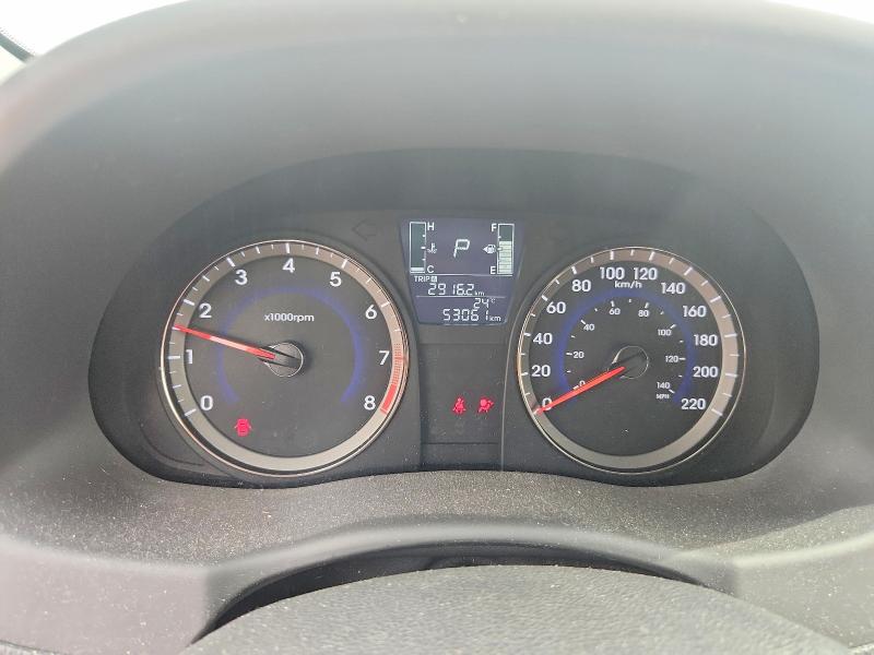51547186 :رقم المزاد ، KMHCT4AE9GU121551 vin ، 2016 Hyundai Accent مزاد بيع