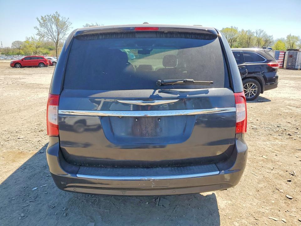 2014 Chrysler Town & Country მანქანა იყიდება აუქციონზე, vin: 2C4RC1CG0ER108743, აუქციონის ნომერი: 49038476
