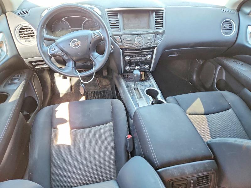 50466266 :رقم المزاد ، 5N1DR2MN8HC629858 vin ، 2017 Nissan Pathfinder مزاد بيع