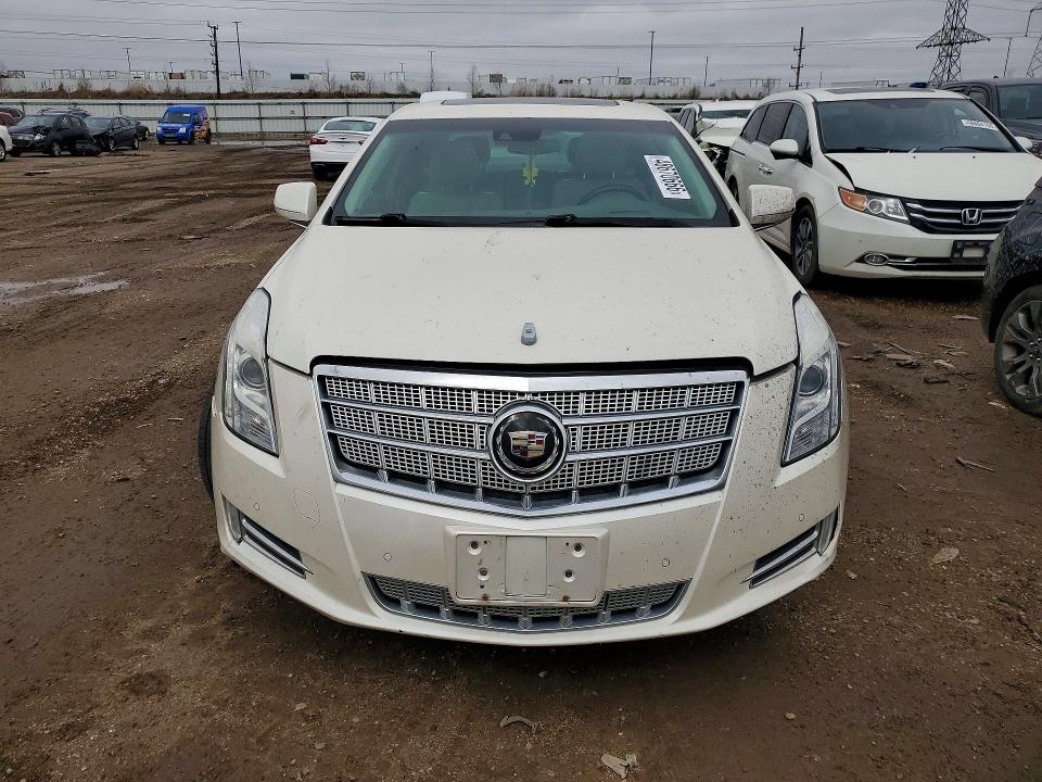 48670666 :رقم المزاد ، 2G61T5S39E9271767 vin ، 2014 Cadillac Xts مزاد بيع