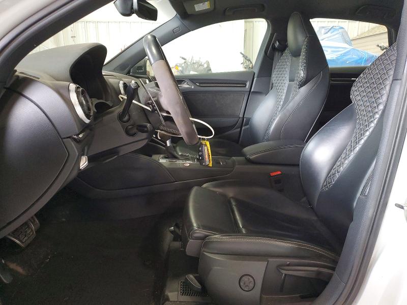 49421876 :رقم المزاد ، WUABWGFF1KA904970 vin ، 2019 Audi Rs3 مزاد بيع